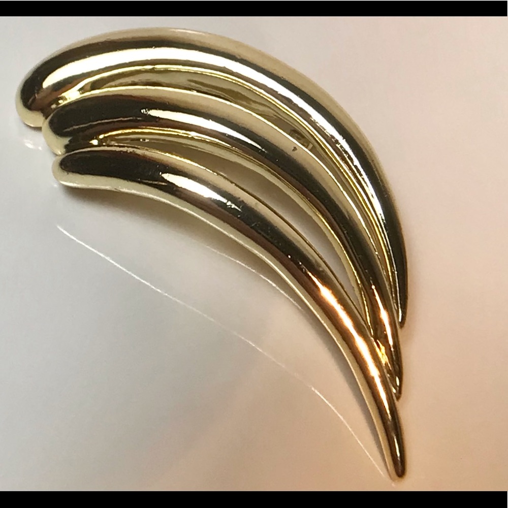 Piscitelli Made in USA vintage goldtone brooch
